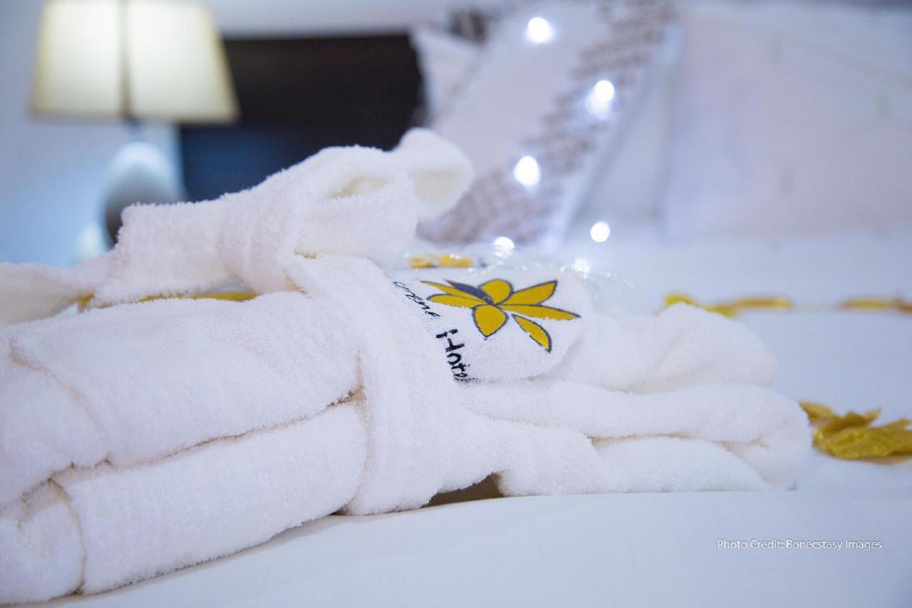 Volta Serene Hotel Ho Bagian luar foto