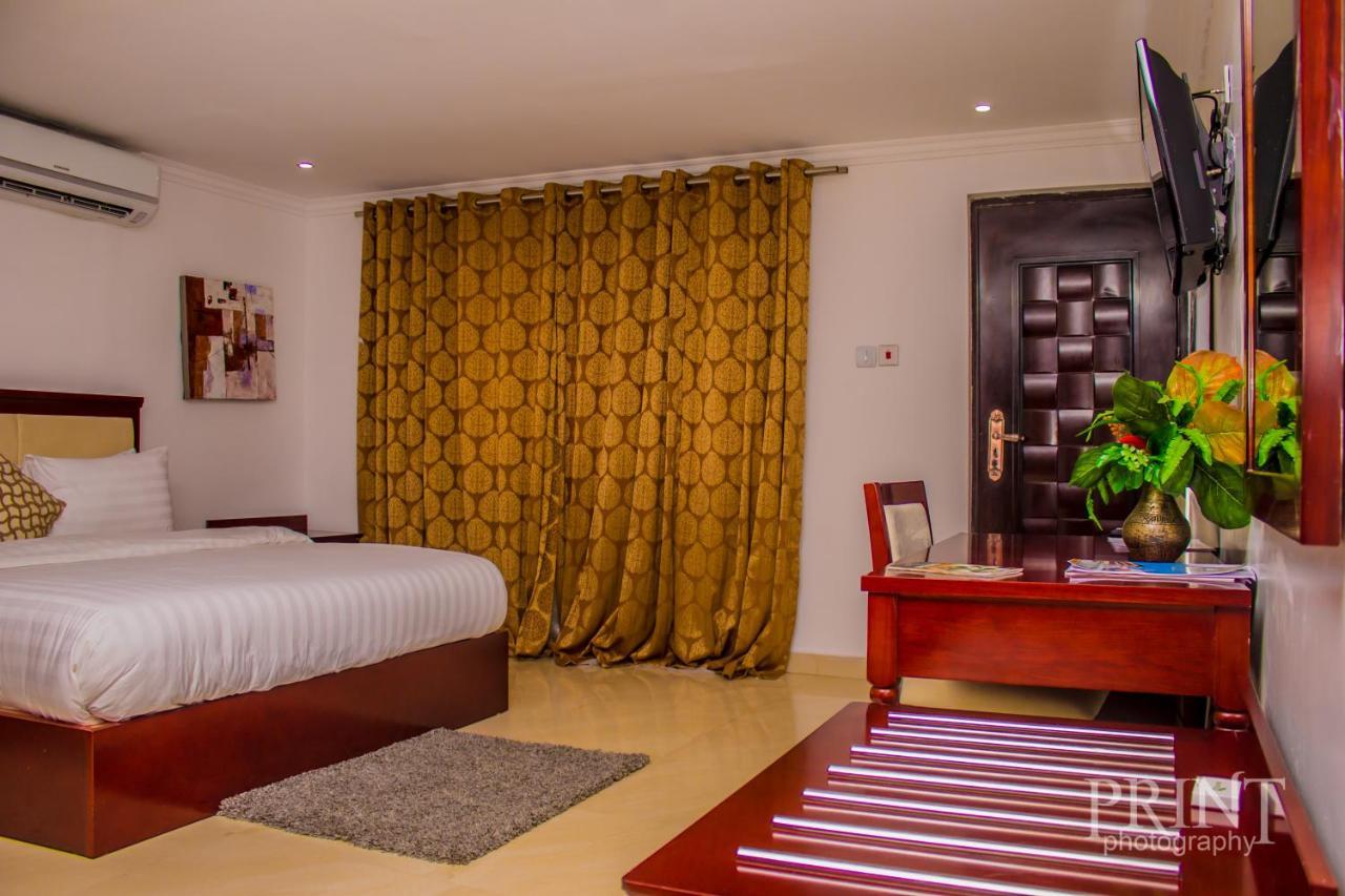 Volta Serene Hotel Ho Bagian luar foto